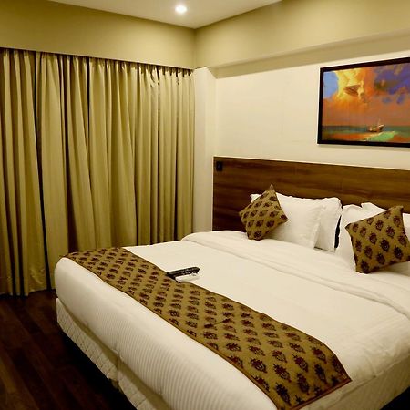 Hotel Mumbai House Andheri East, Mumbai Luaran gambar