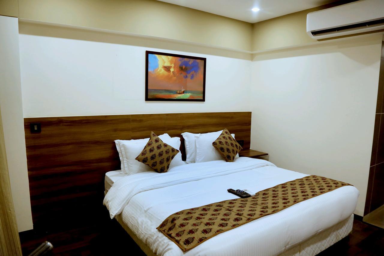 Hotel Mumbai House Andheri East, Mumbai Luaran gambar