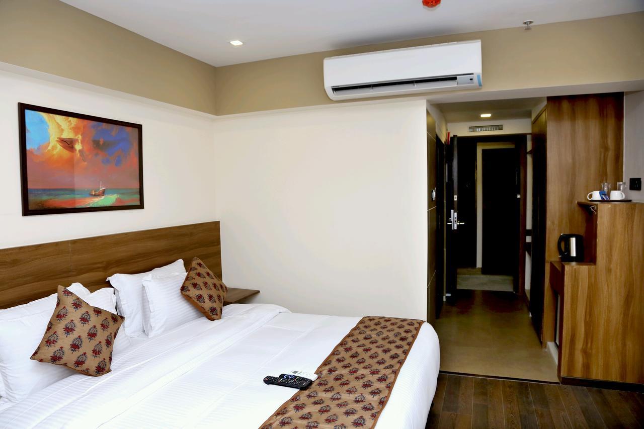 Hotel Mumbai House Andheri East, Mumbai Luaran gambar
