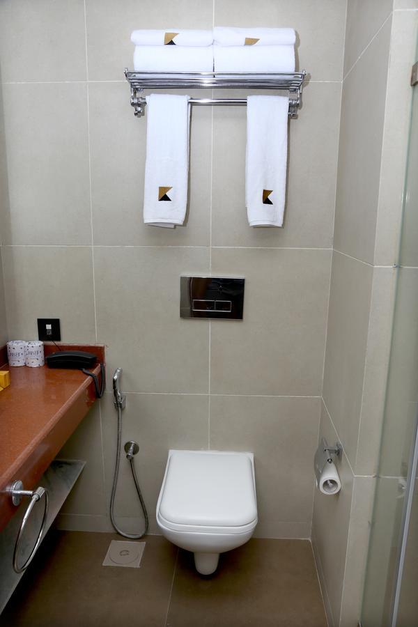 Hotel Mumbai House Andheri East, Mumbai Luaran gambar